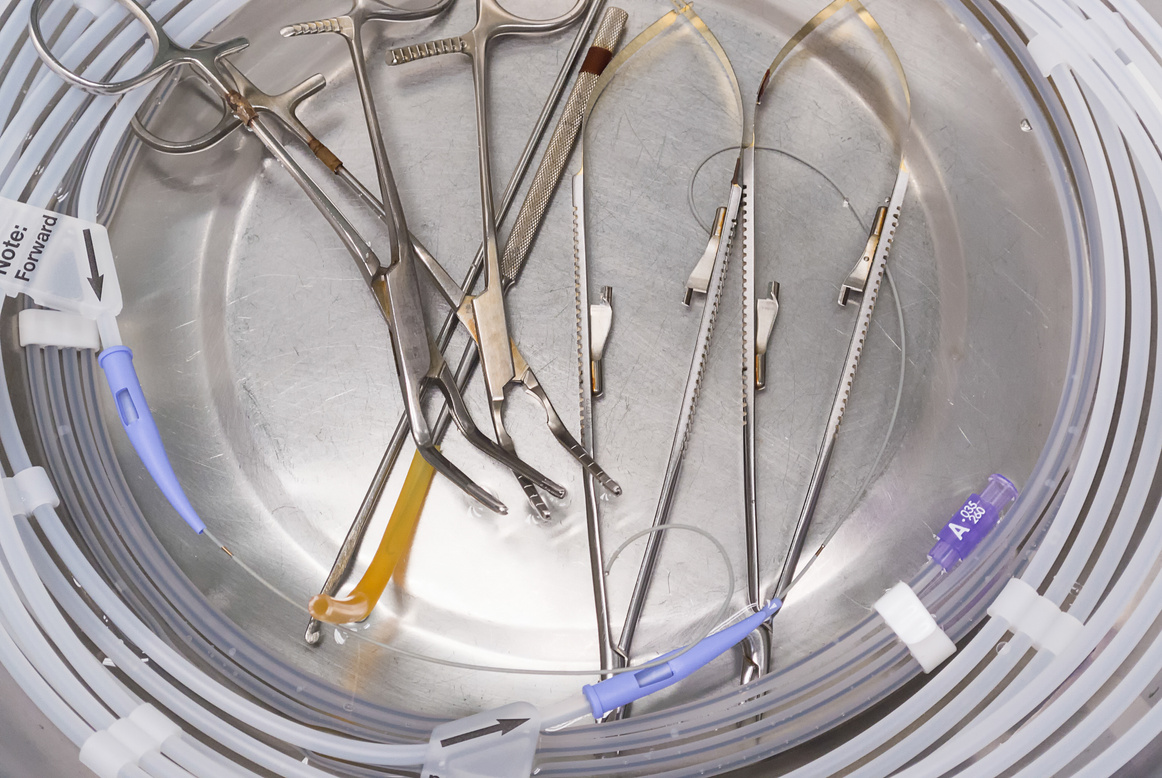 basic surgical instruments for endovascular surgery